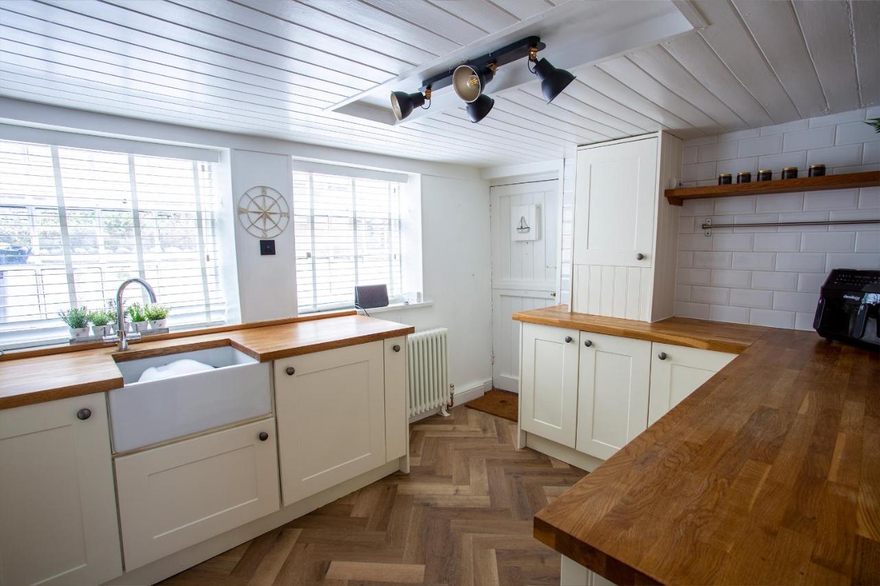 Whitby Boutique - Mast Cottage Kültér fotó